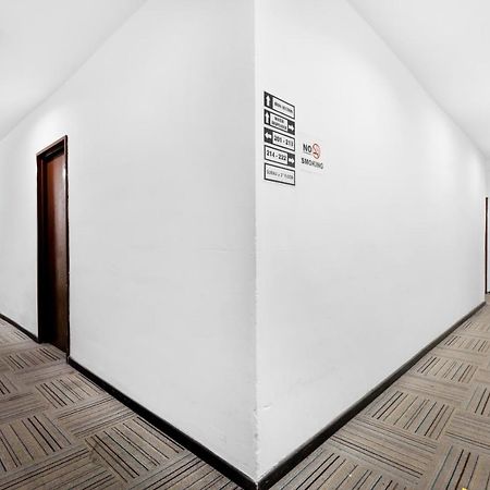 Mihrab Hotel Путраджая Экстерьер фото