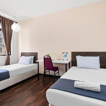 Mihrab Hotel Путраджая Экстерьер фото